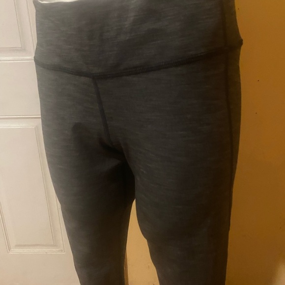 Lululemon Athletica Gray High-Waisted Leggings - Picture 5 of 11